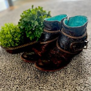 Adorable corral booties